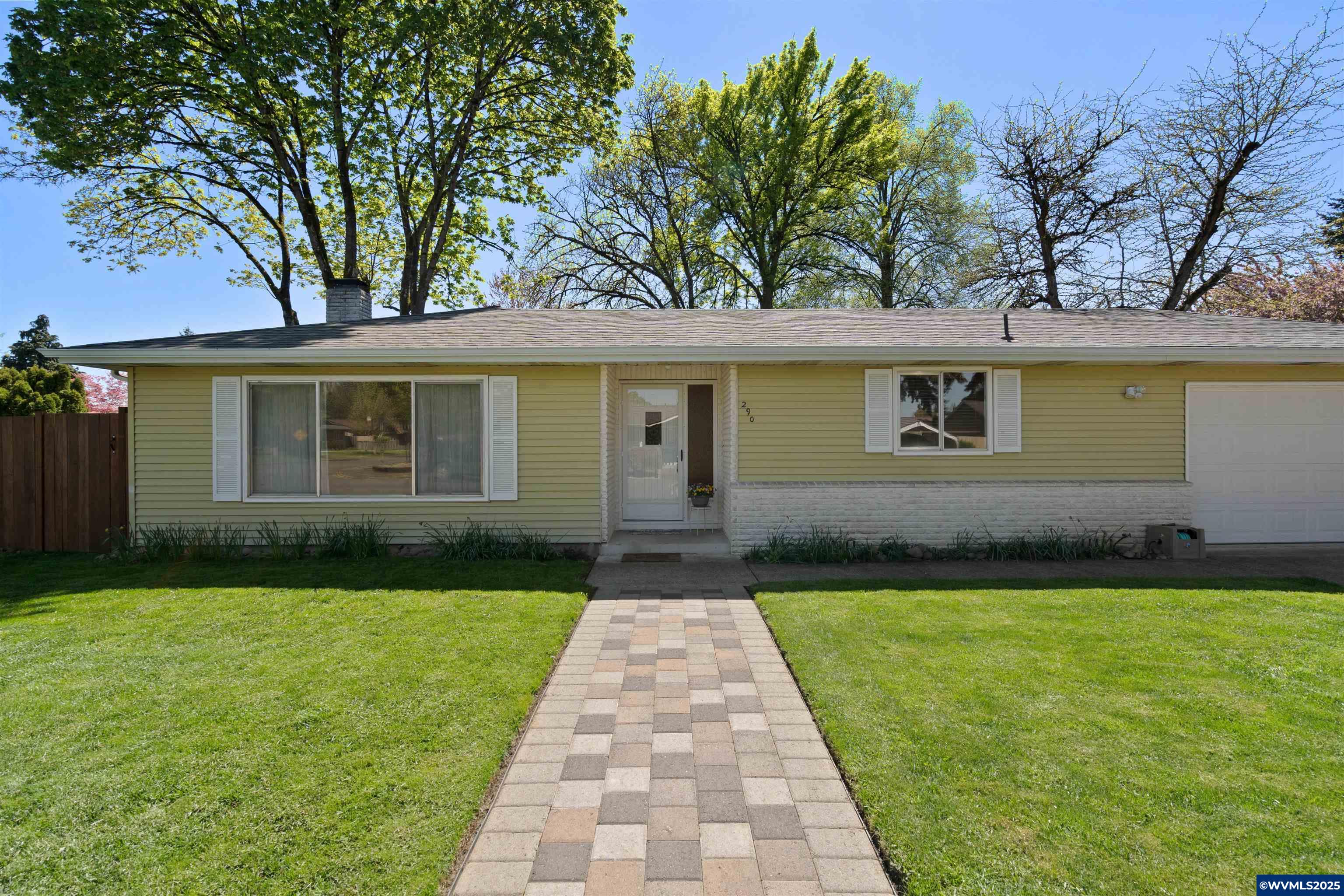 290 Tanglewood Dr