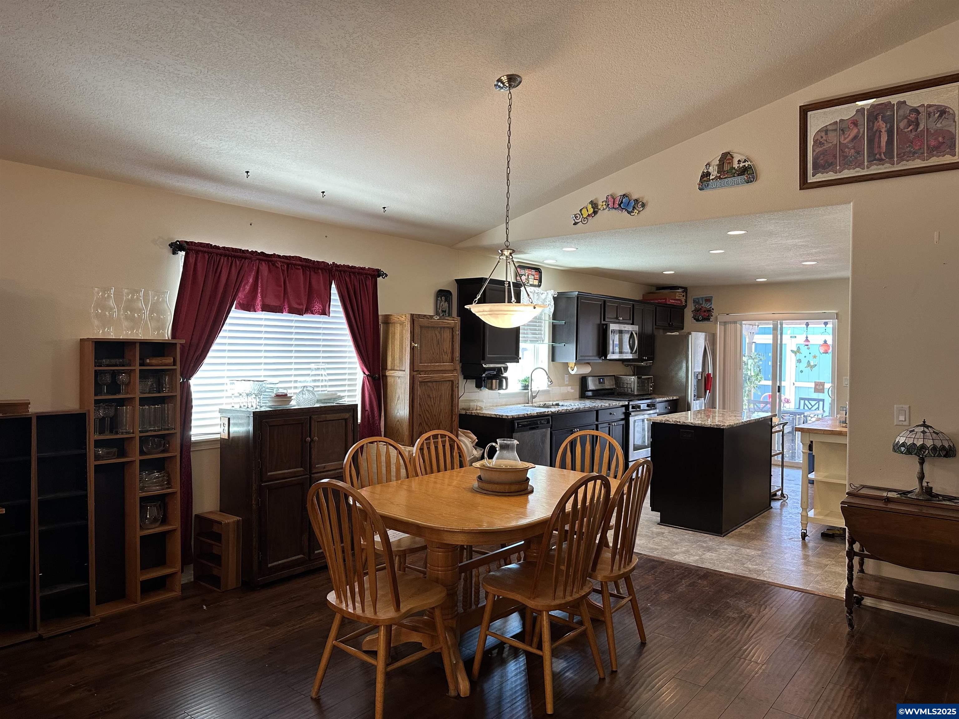 3837 Casting St SE