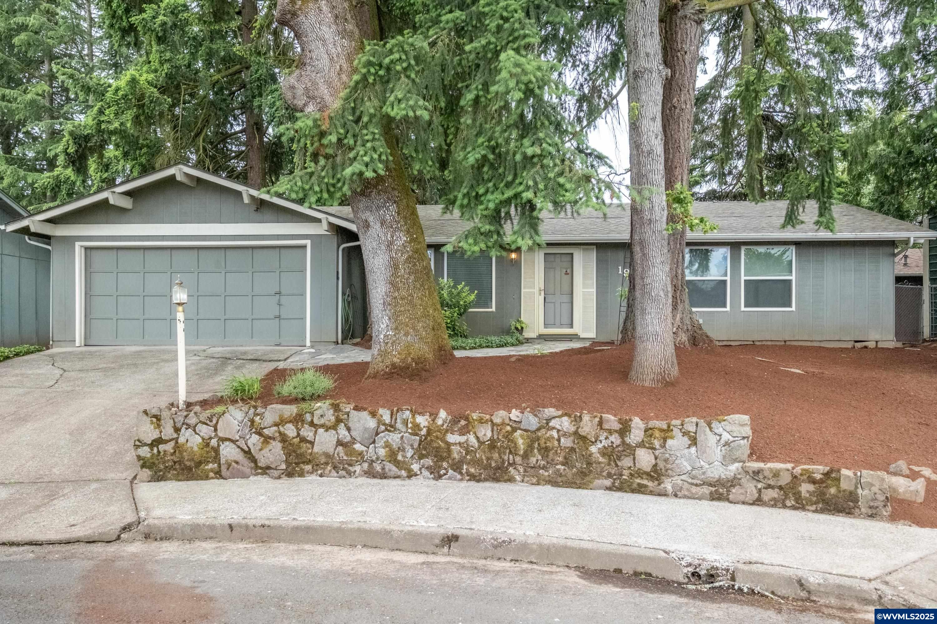 1912 Petty Grove Ct NE