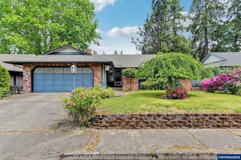 2420 La Jolla Ct NW Salem OR 97304
