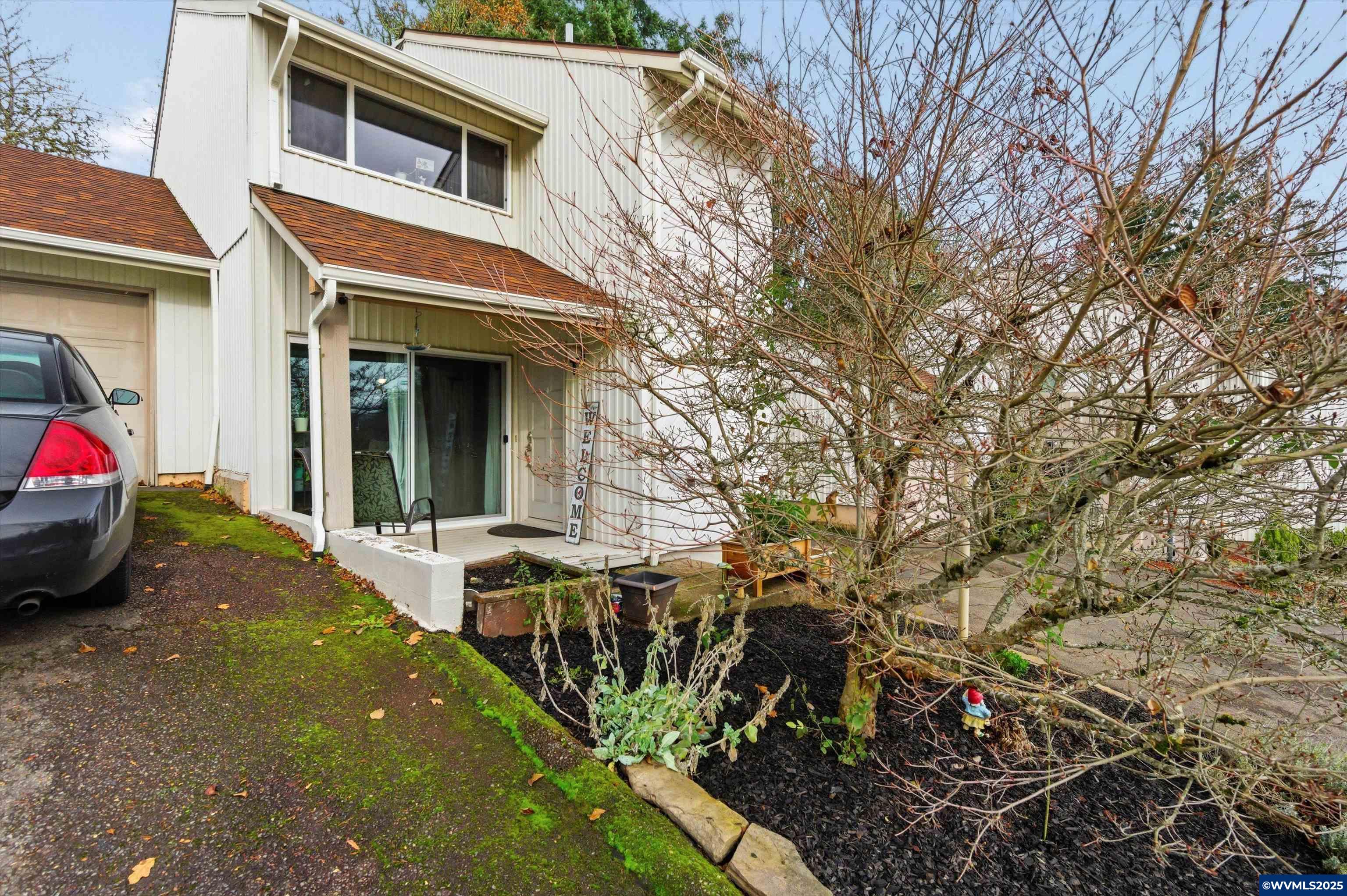 1450 SW Bridlewood Dr