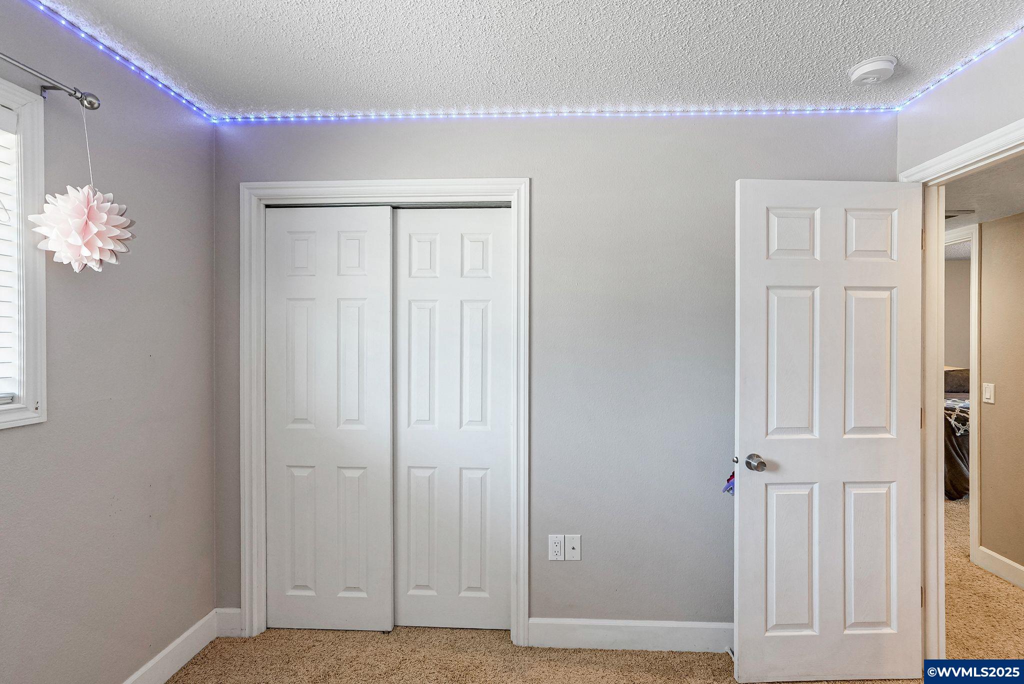 Salem, Oregon 97302, United States, 3 Bedrooms Bedrooms, ,2 BathroomsBathrooms,Residential,Pending,151852