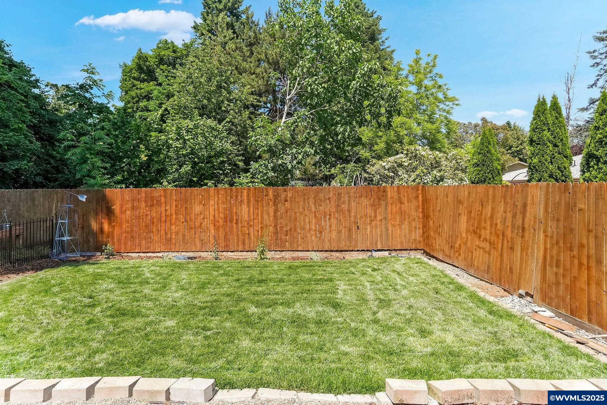 Salem, Oregon 97302, United States, 3 Bedrooms Bedrooms, ,2 BathroomsBathrooms,Residential,Pending,151852