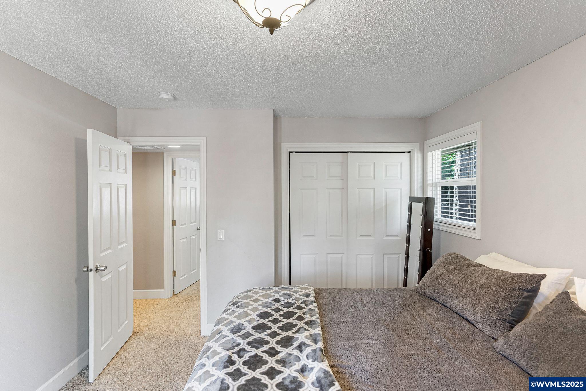 Salem, Oregon 97302, United States, 3 Bedrooms Bedrooms, ,2 BathroomsBathrooms,Residential,Pending,151852