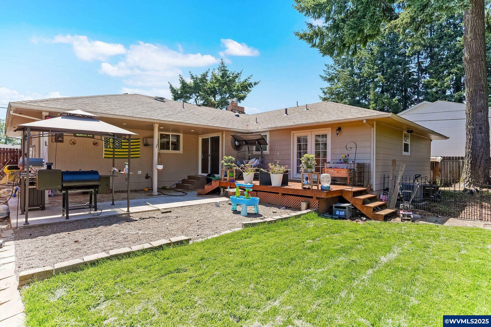 Salem, Oregon 97302, United States, 3 Bedrooms Bedrooms, ,2 BathroomsBathrooms,Residential,Pending,151852