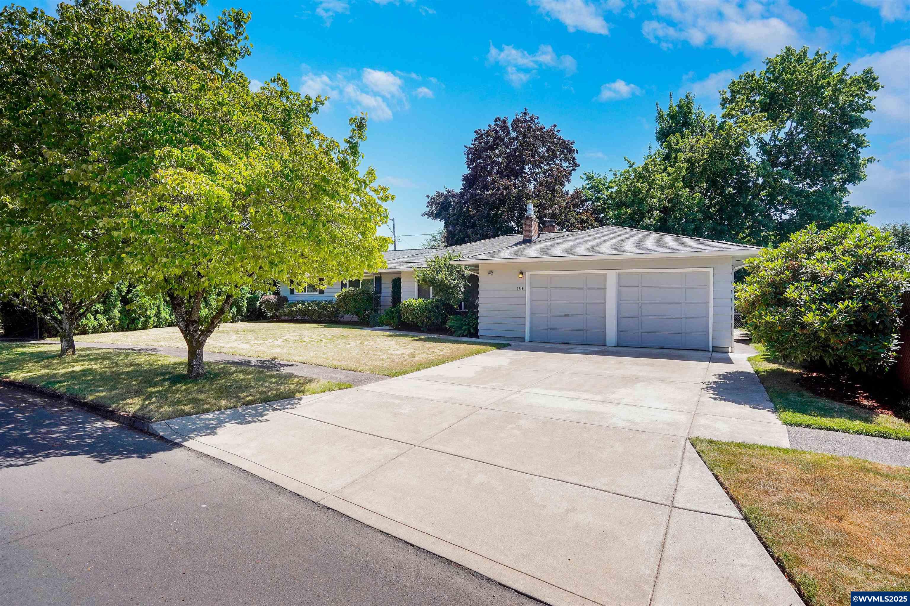 Salem, Oregon 97305, United States, 3 Bedrooms Bedrooms, ,2 BathroomsBathrooms,Residential,Pending,171085