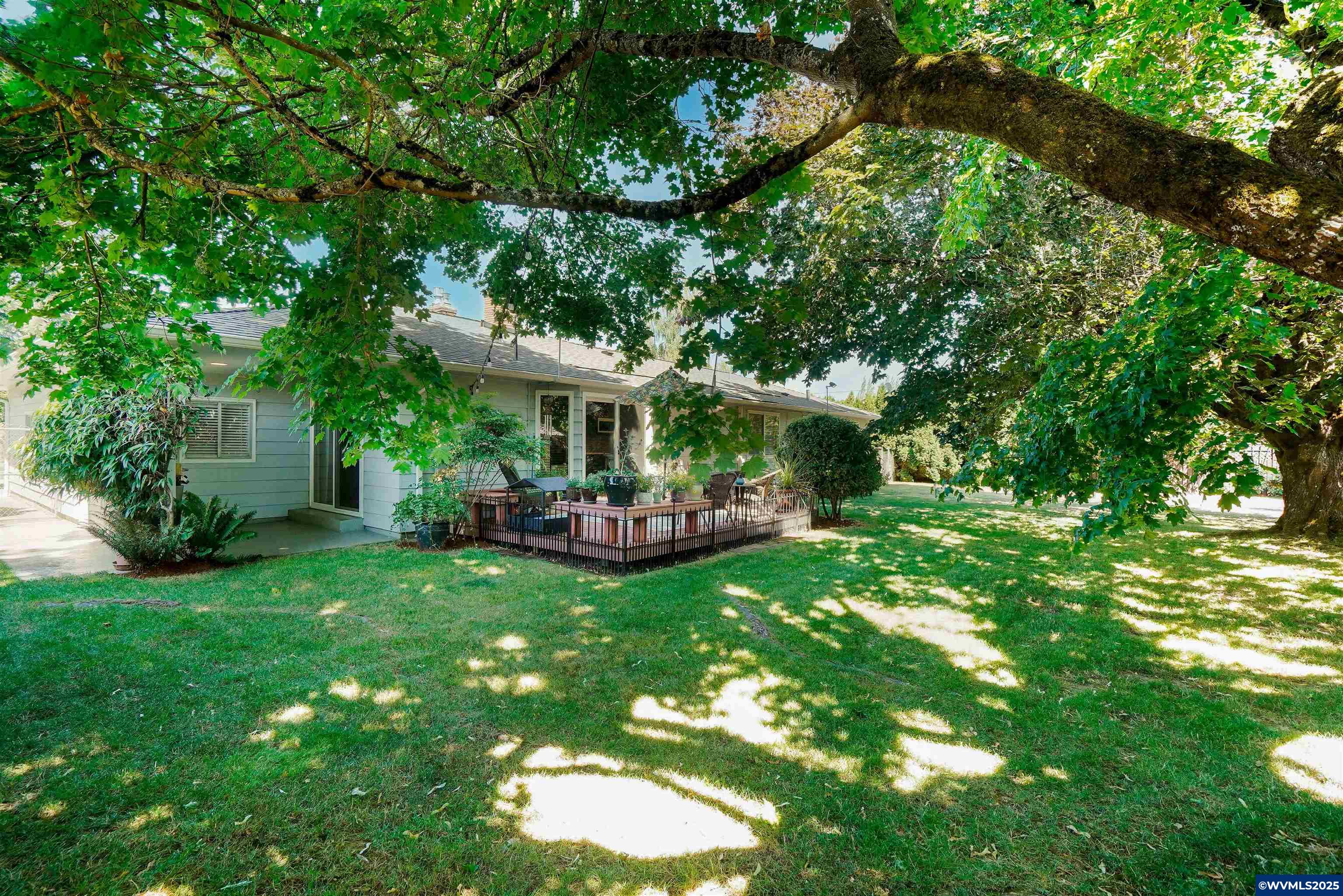 Salem, Oregon 97305, United States, 3 Bedrooms Bedrooms, ,2 BathroomsBathrooms,Residential,Pending,171085