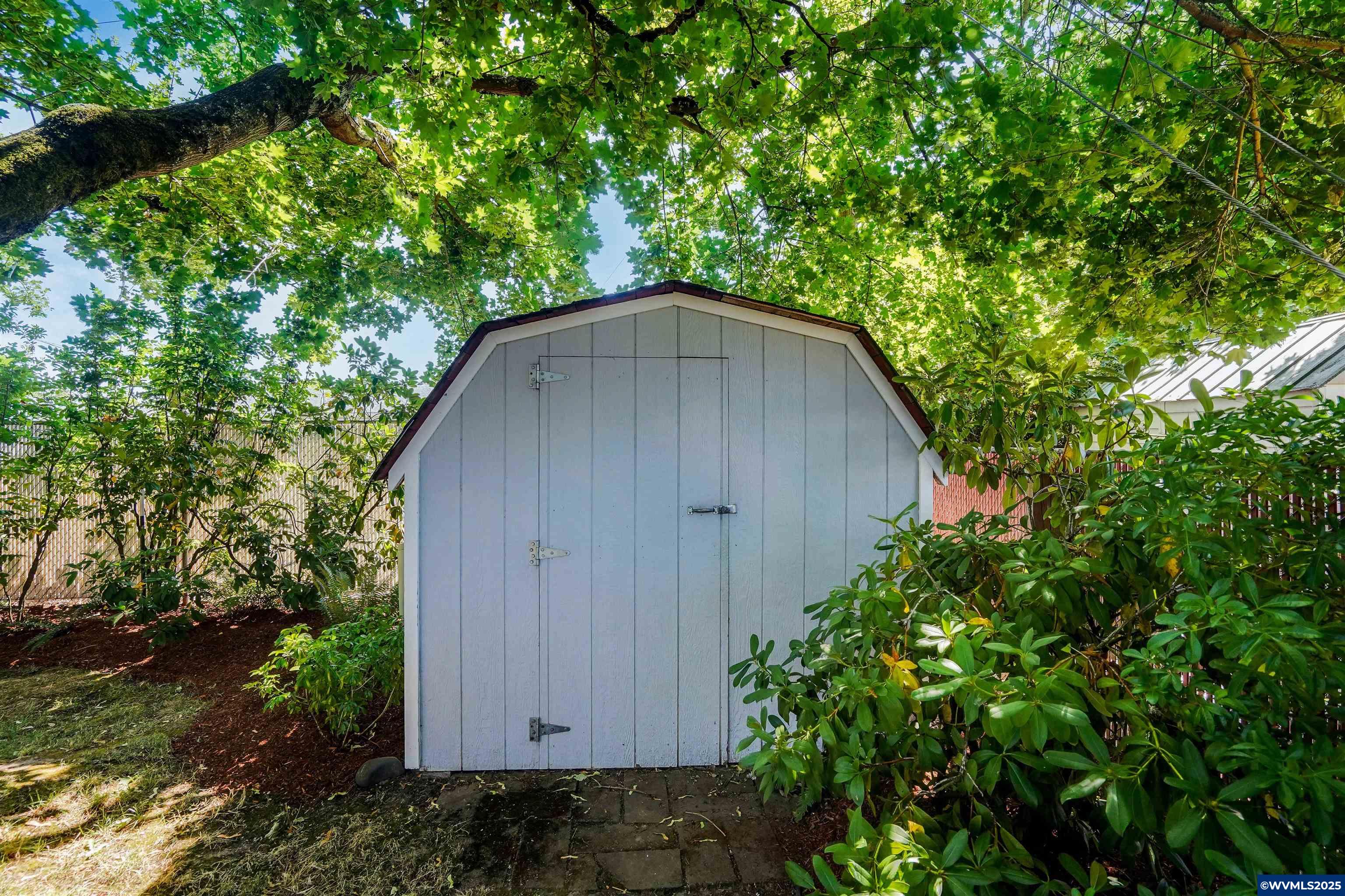 Salem, Oregon 97305, United States, 3 Bedrooms Bedrooms, ,2 BathroomsBathrooms,Residential,Pending,171085