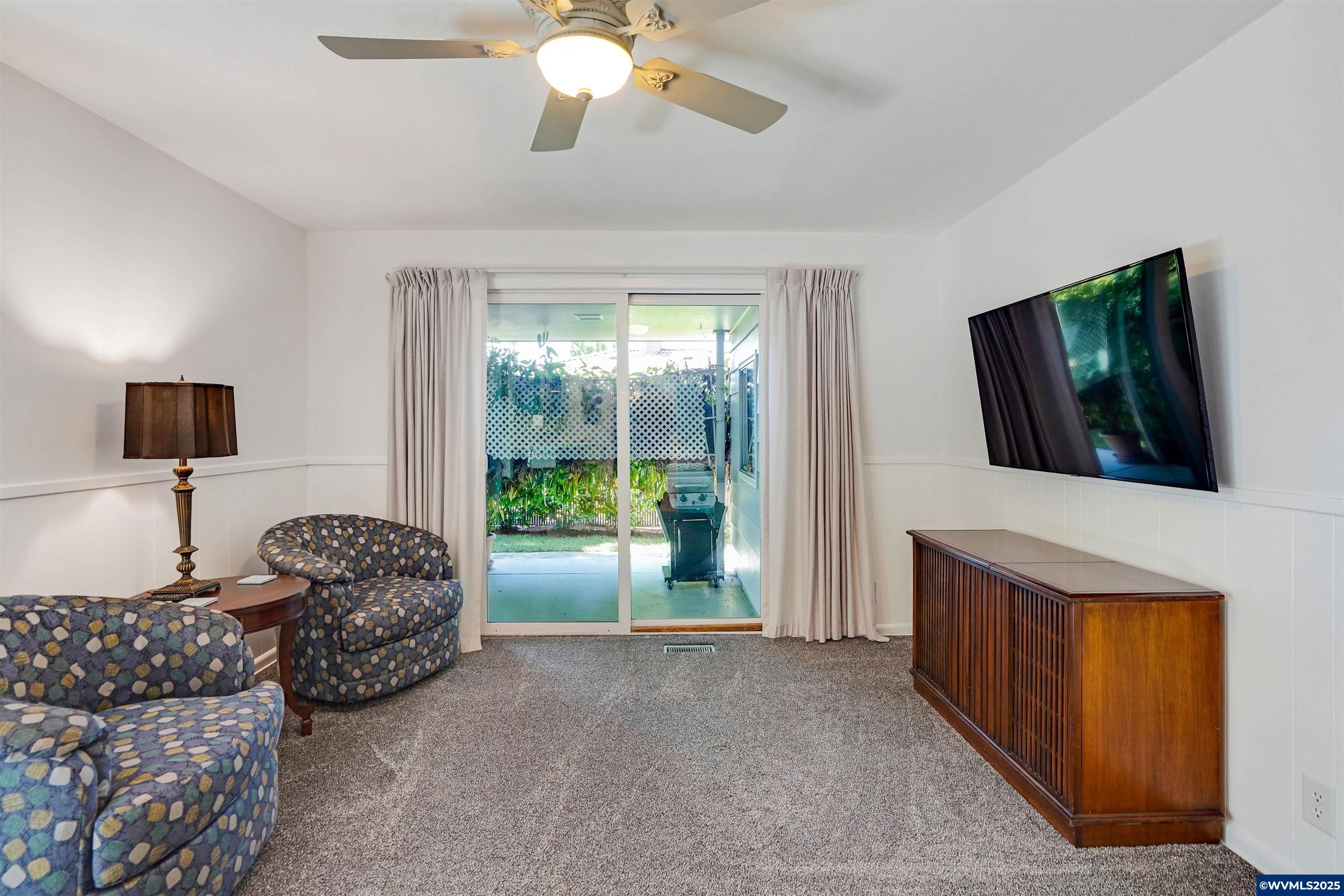 Salem, Oregon 97305, United States, 3 Bedrooms Bedrooms, ,2 BathroomsBathrooms,Residential,Pending,171085