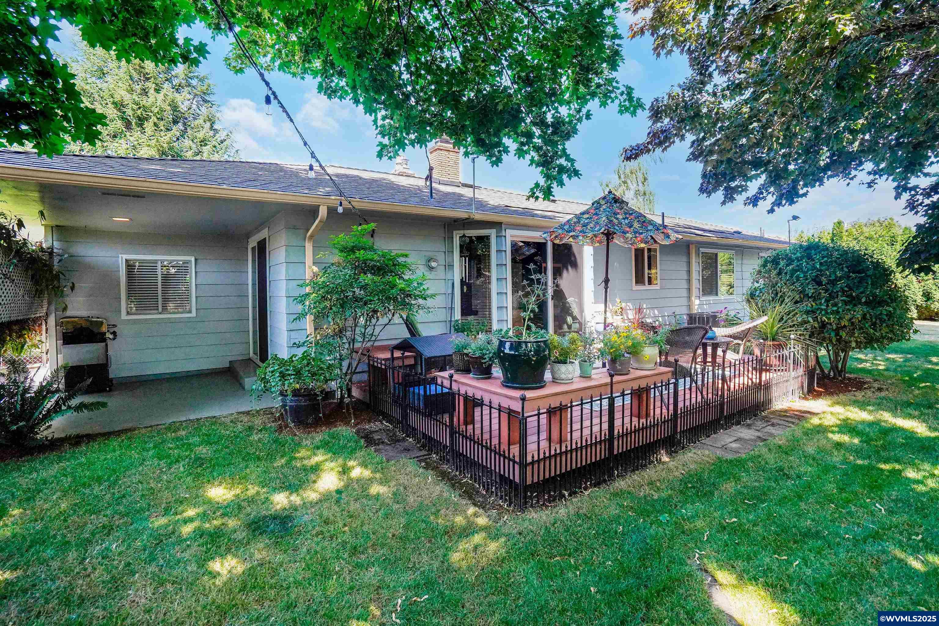 Salem, Oregon 97305, United States, 3 Bedrooms Bedrooms, ,2 BathroomsBathrooms,Residential,Pending,171085