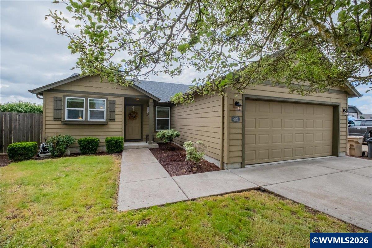 2047 Lehigh Wy SE