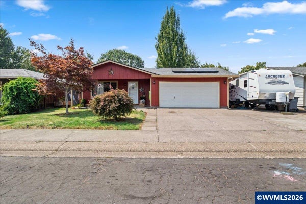 2456 ERMINE ST SE, ALBANY, OR 97322 - Image 95b1a0327b4a9b95d497e7c8879f8a7a/2846863798