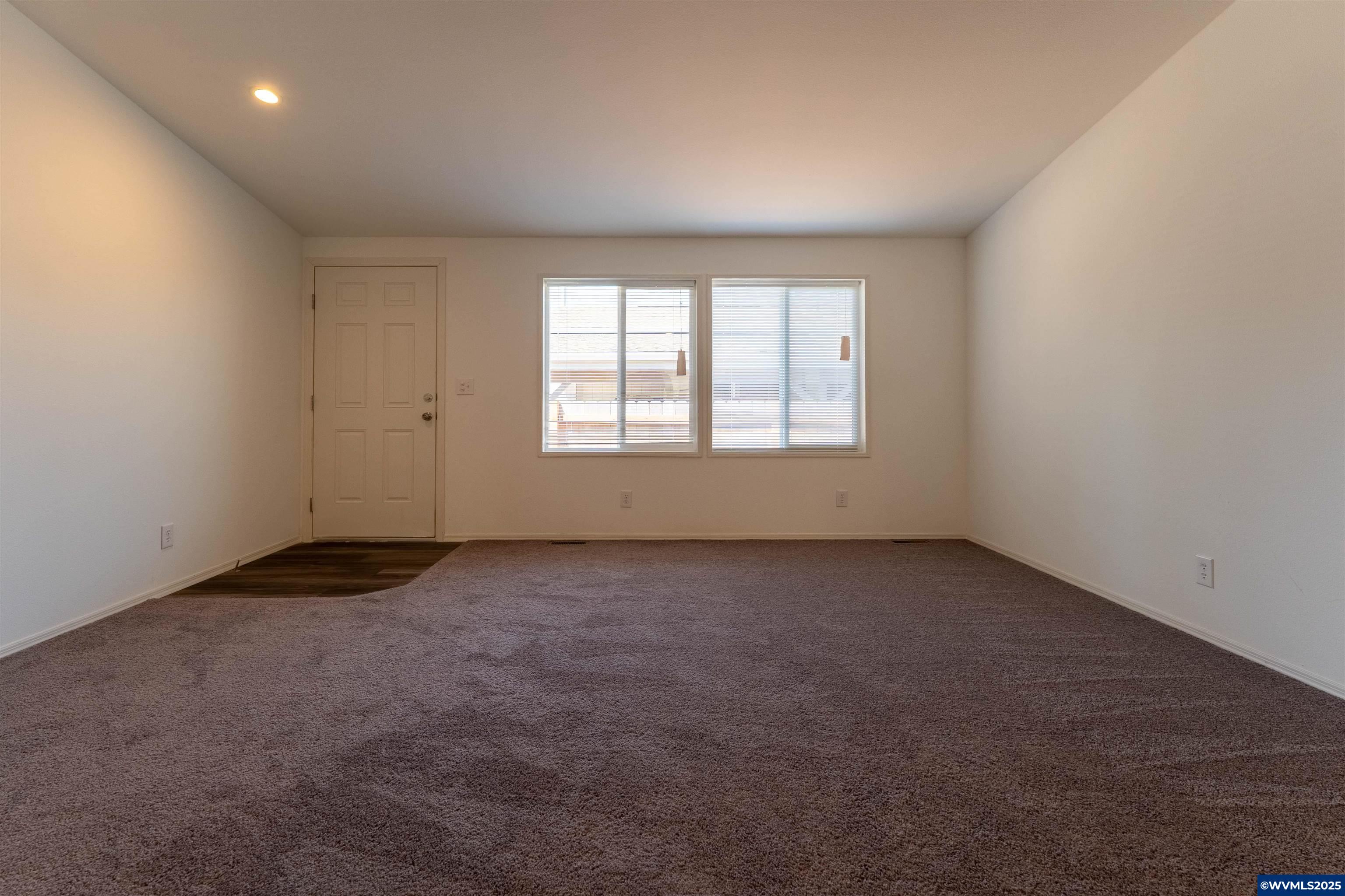200 Market #221 St