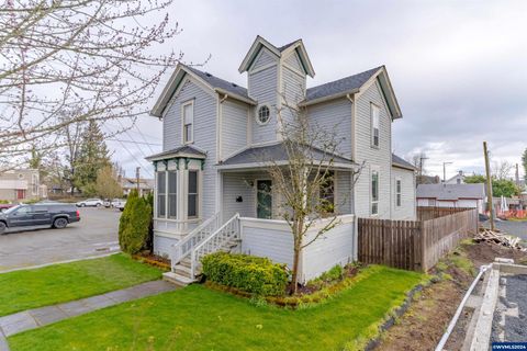 323 Calapooia St, Albany, OR 97321 - MLS#: 813262