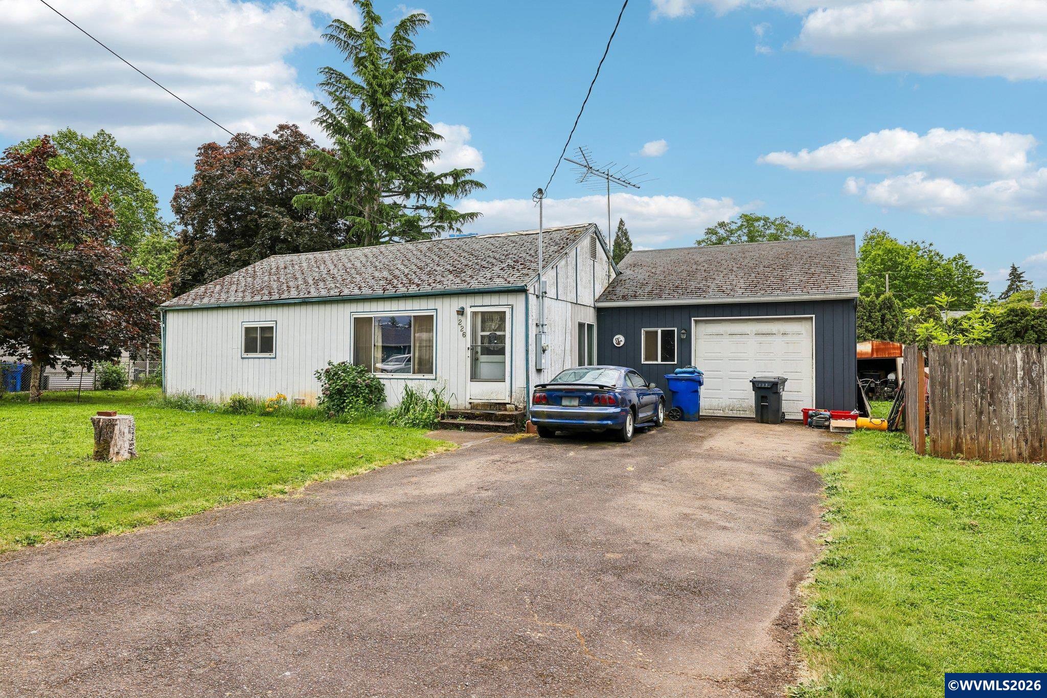 226 Mize Rd SE