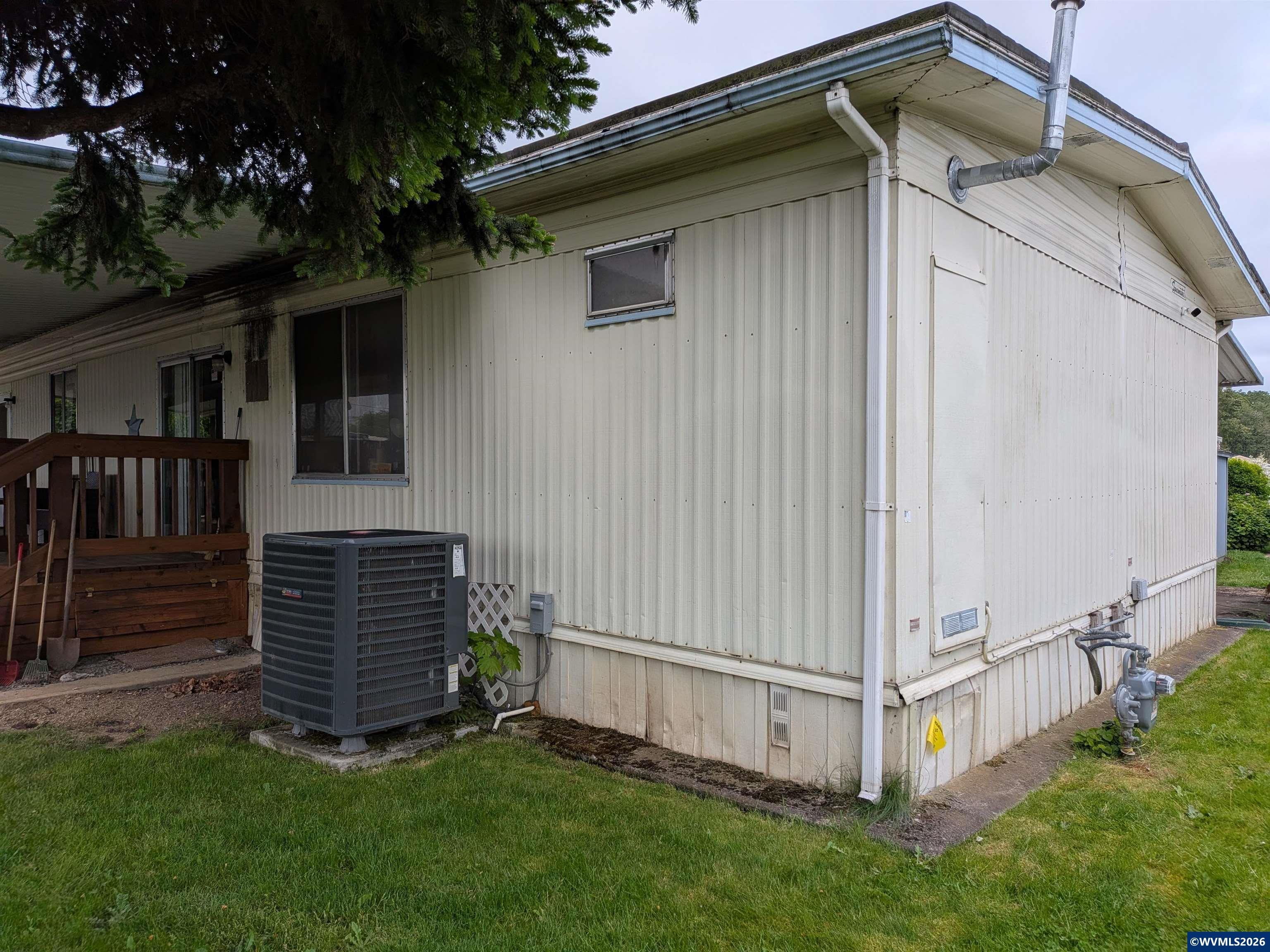204 Cascade Dr
