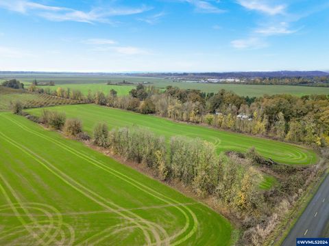 Robinson (N of Goar Rd) Dr Scio OR 97374
