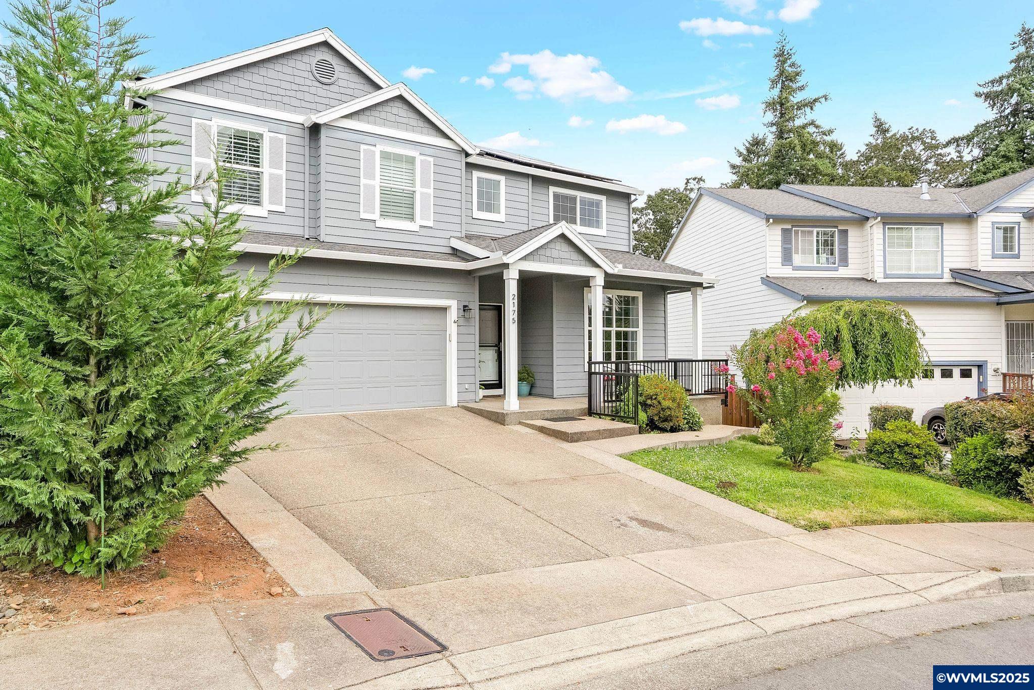 Salem, Oregon 97302, United States, 4 Bedrooms Bedrooms, ,4 BathroomsBathrooms,Residential,Active,189844