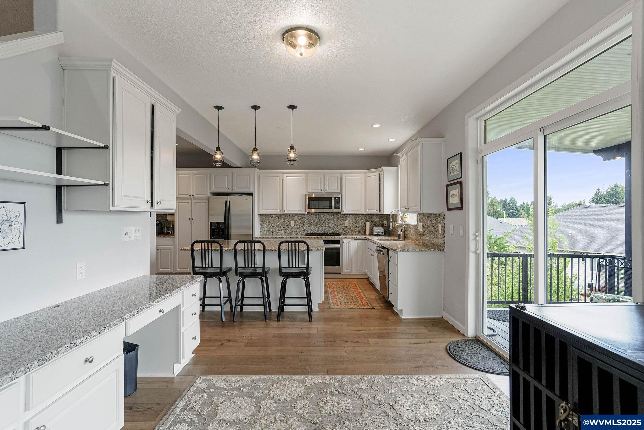 Salem, Oregon 97302, United States, 4 Bedrooms Bedrooms, ,4 BathroomsBathrooms,Residential,Active,189844