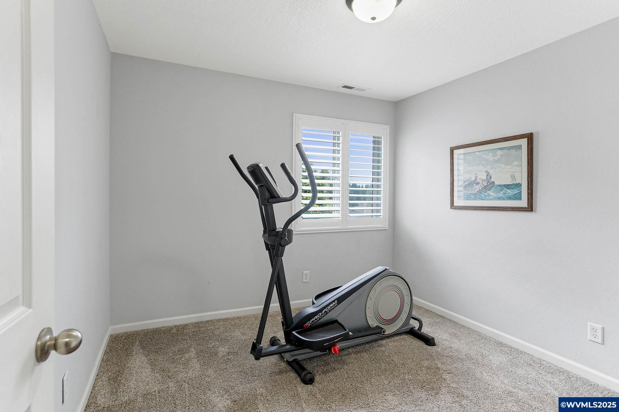 Salem, Oregon 97302, United States, 4 Bedrooms Bedrooms, ,4 BathroomsBathrooms,Residential,Active,189844