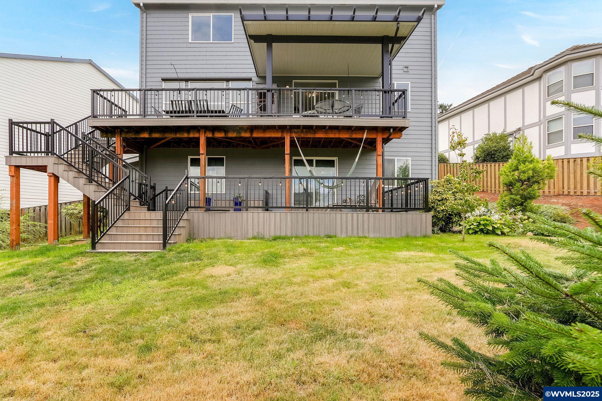 Salem, Oregon 97302, United States, 4 Bedrooms Bedrooms, ,4 BathroomsBathrooms,Residential,Active,189844