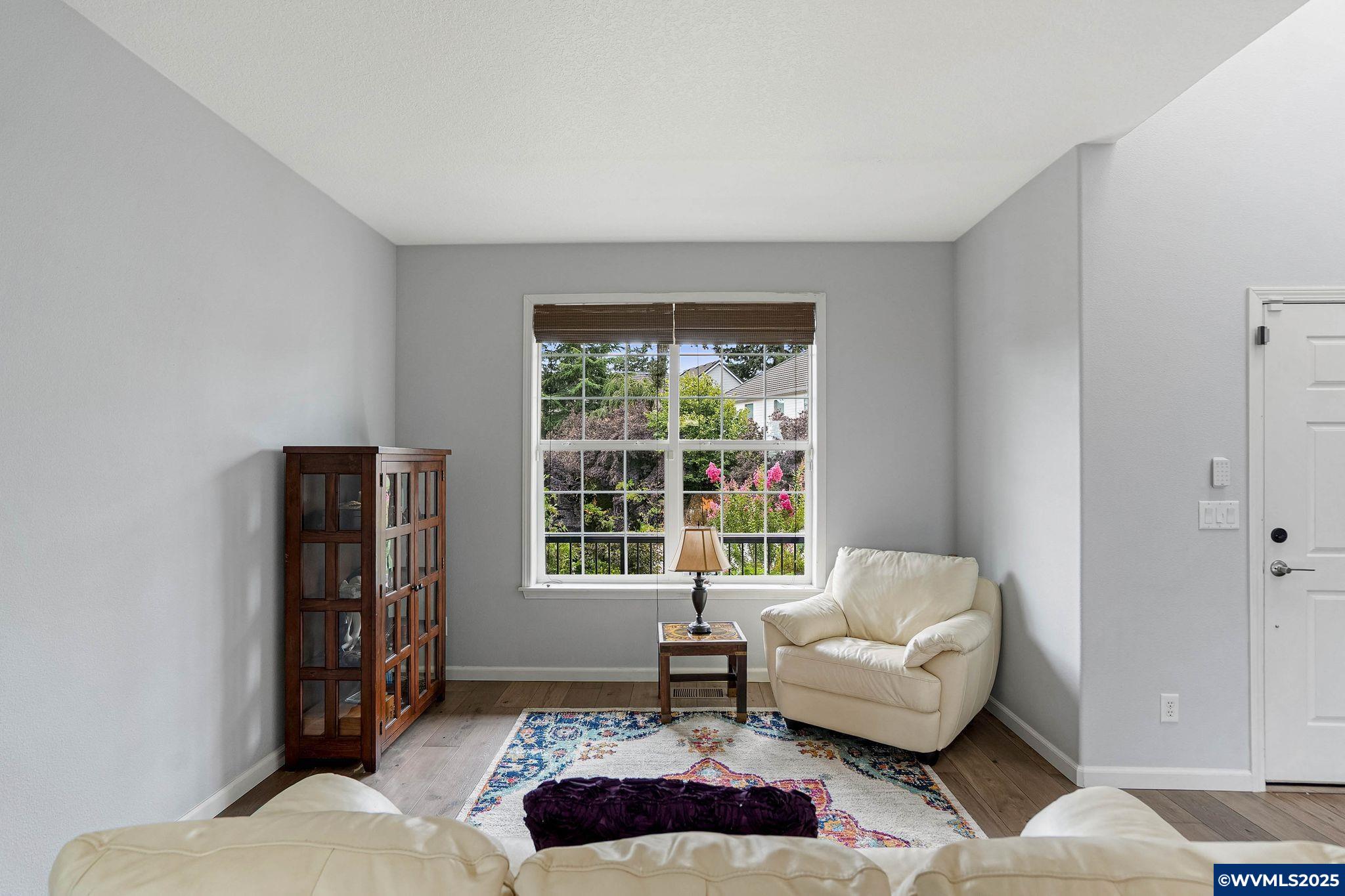 Salem, Oregon 97302, United States, 4 Bedrooms Bedrooms, ,4 BathroomsBathrooms,Residential,Active,189844