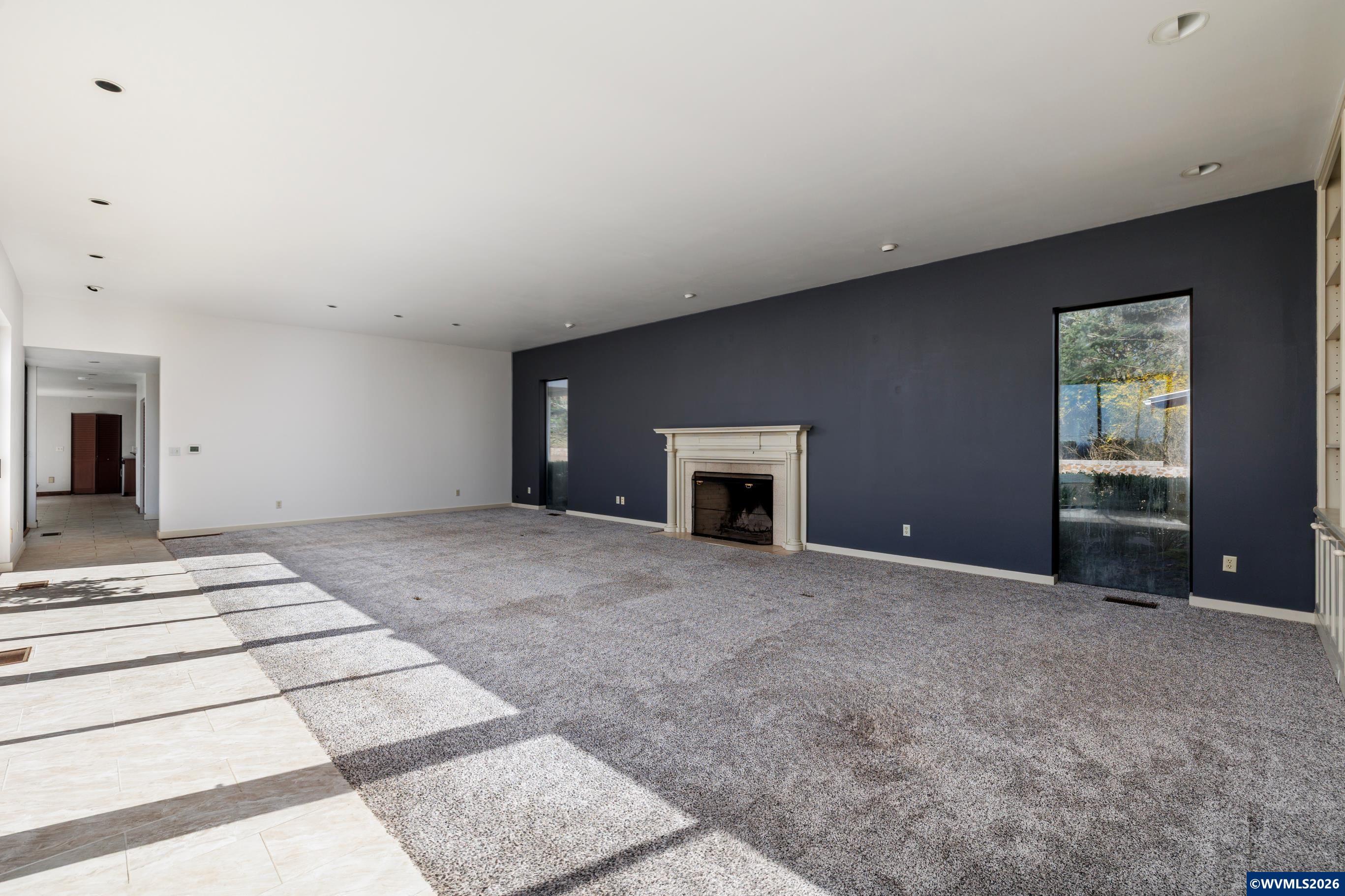 3251 SW Redmond Hill Rd