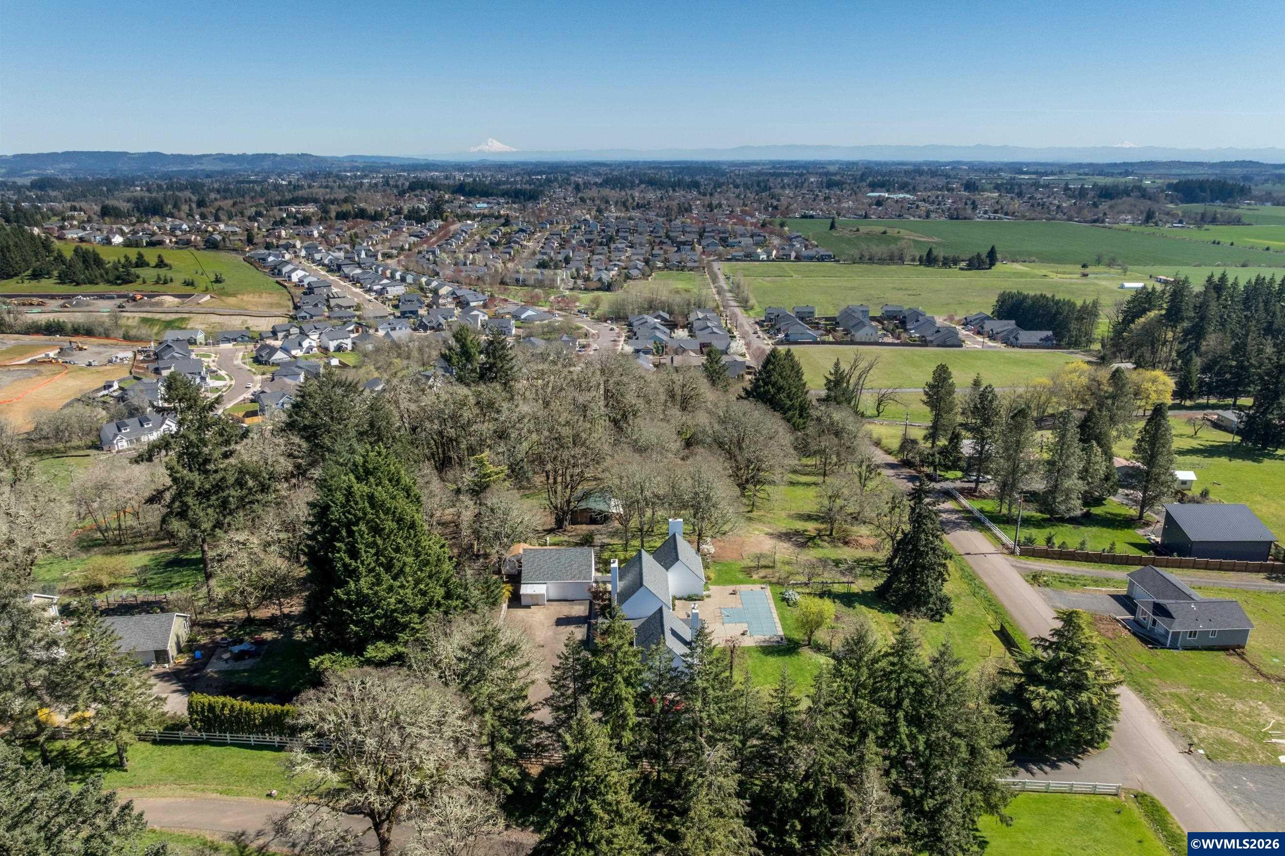 3251 SW Redmond Hill Rd