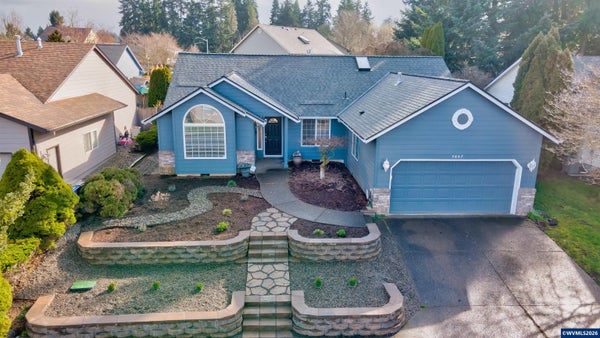 5847 COBALT LOOP SE, SALEM, OR 97306 - Image 9d629899bfa4af2ae82a79dd5bc8d57e/3473390091