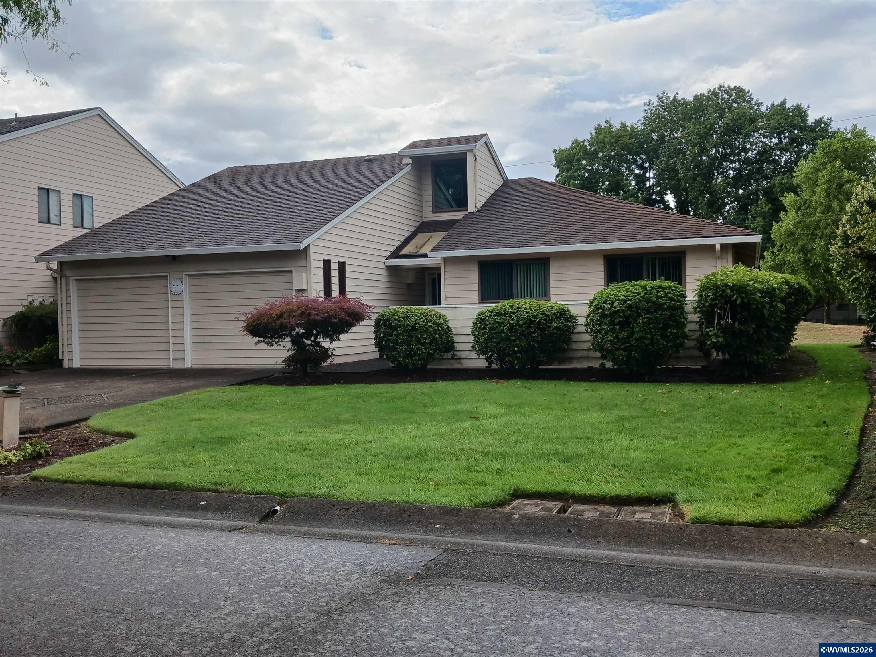 2937 Cedarwood Ct SE