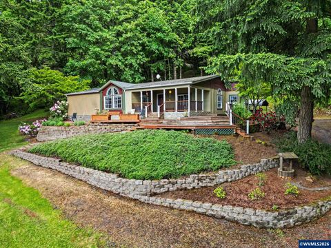 22475 SE Royal Anne Dr Amity OR 97101