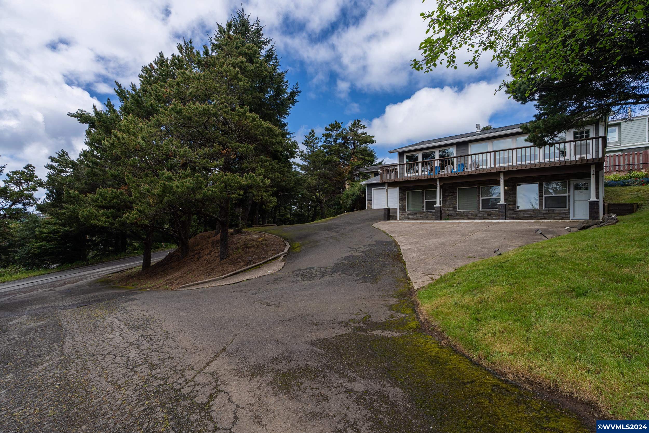 Newport, Oregon 97365, United States, 3 Bedrooms Bedrooms, ,3 BathroomsBathrooms,Residential,Active,43906