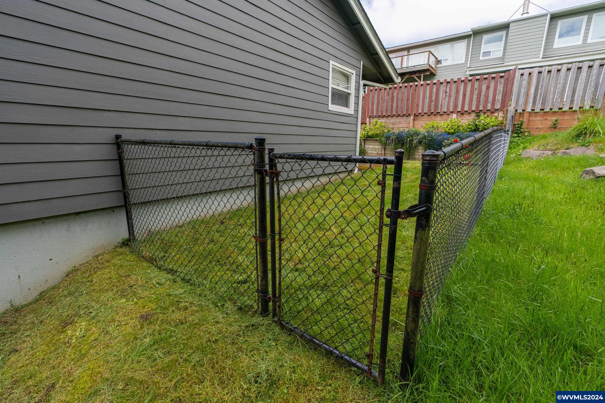 Newport, Oregon 97365, United States, 3 Bedrooms Bedrooms, ,3 BathroomsBathrooms,Residential,Active,43906