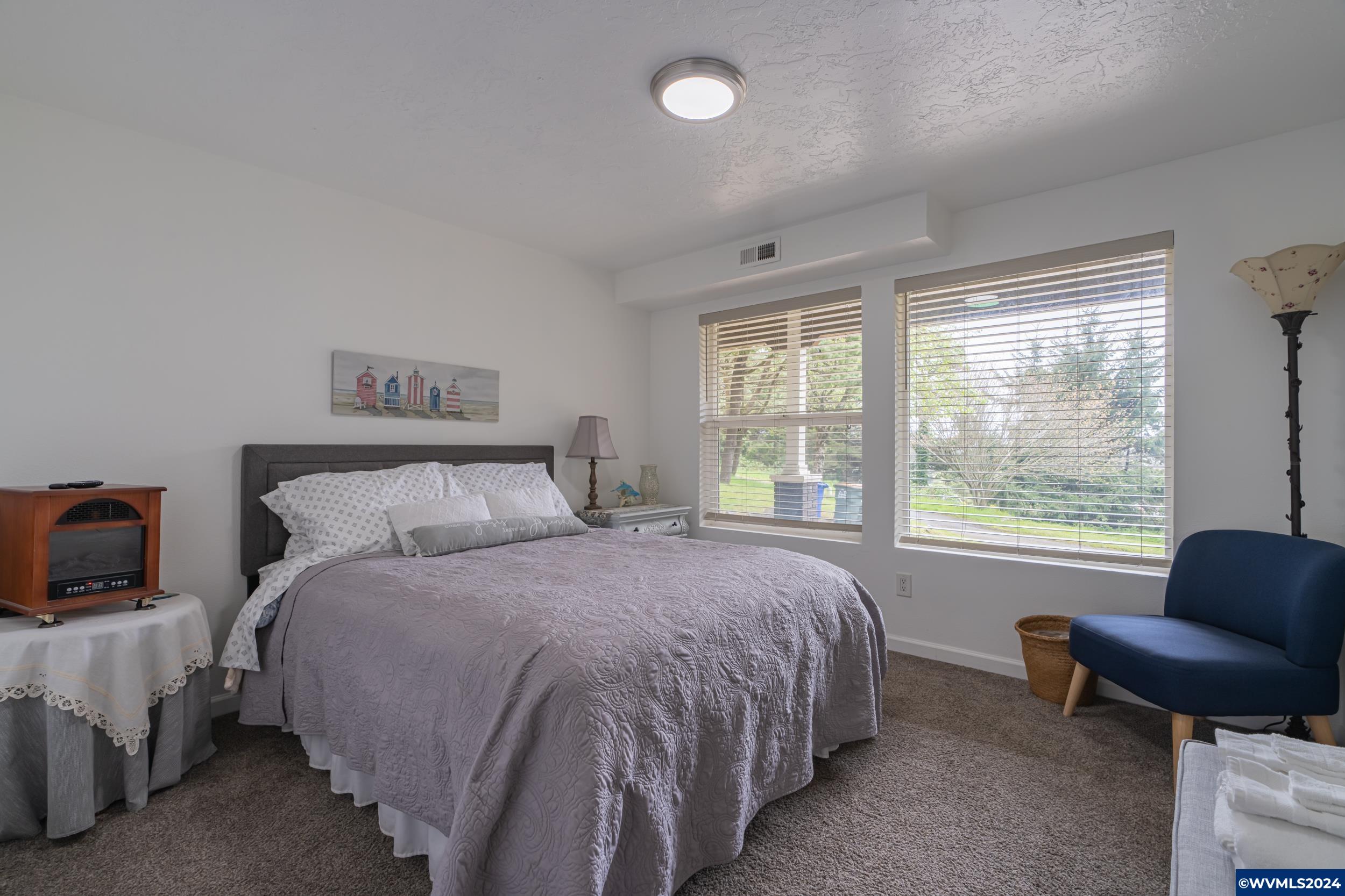 Newport, Oregon 97365, United States, 3 Bedrooms Bedrooms, ,3 BathroomsBathrooms,Residential,Active,43906