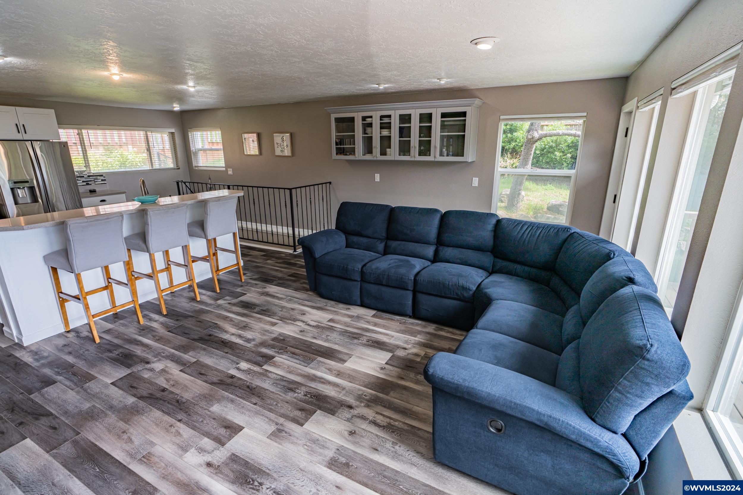 Newport, Oregon 97365, United States, 3 Bedrooms Bedrooms, ,3 BathroomsBathrooms,Residential,Active,43906