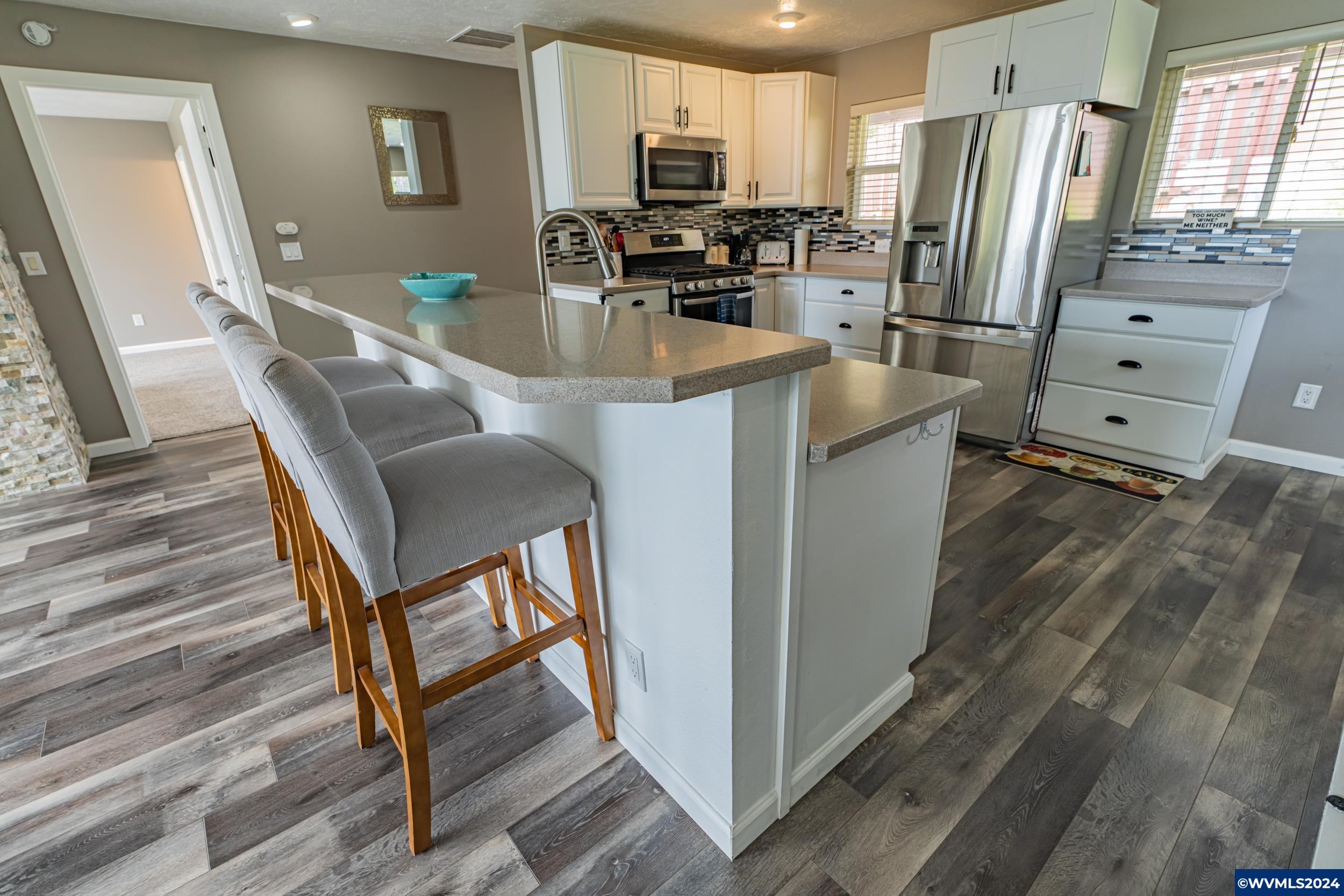 Newport, Oregon 97365, United States, 3 Bedrooms Bedrooms, ,3 BathroomsBathrooms,Residential,Active,43906