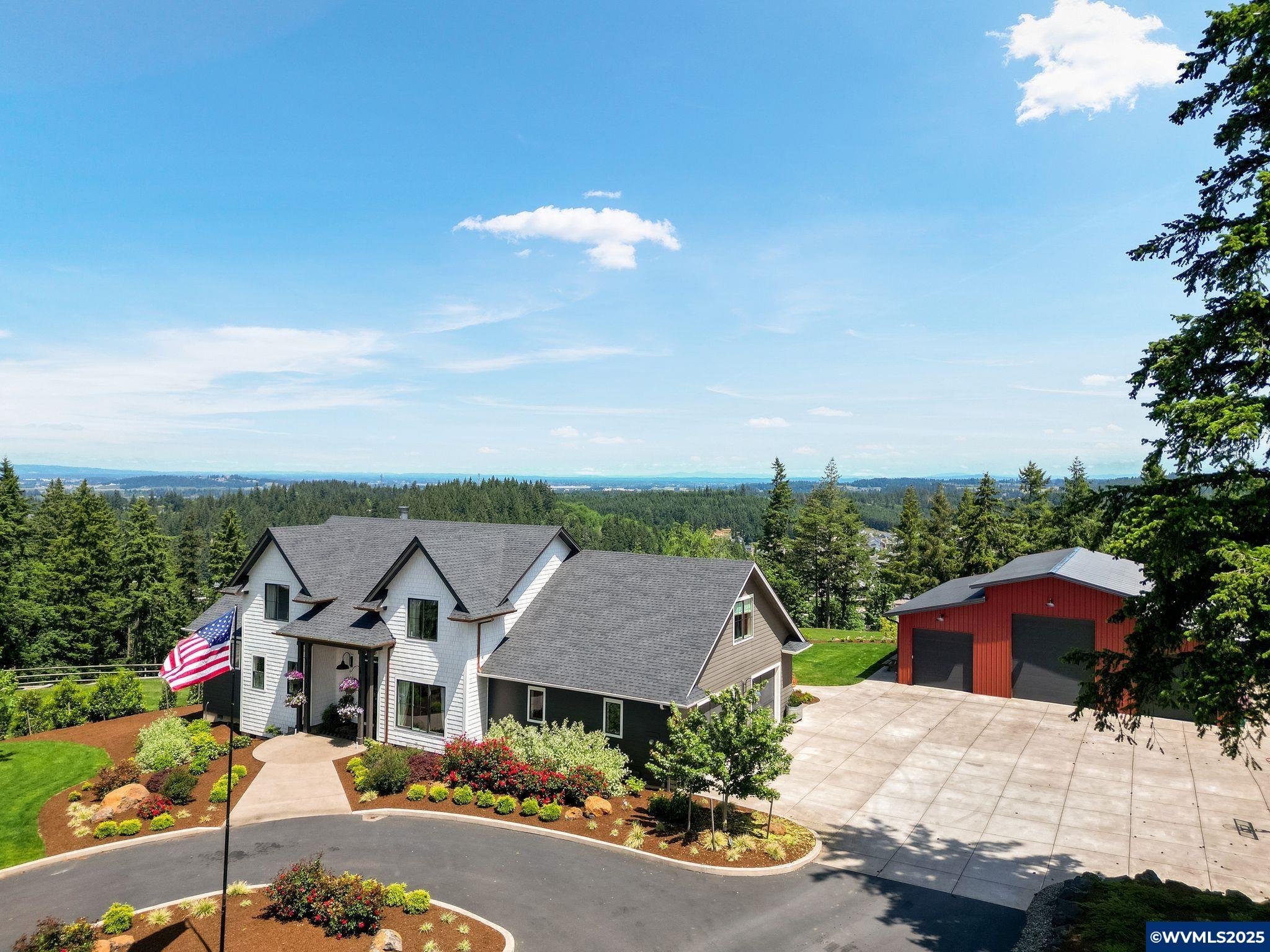 4040 Victor Point Rd NE