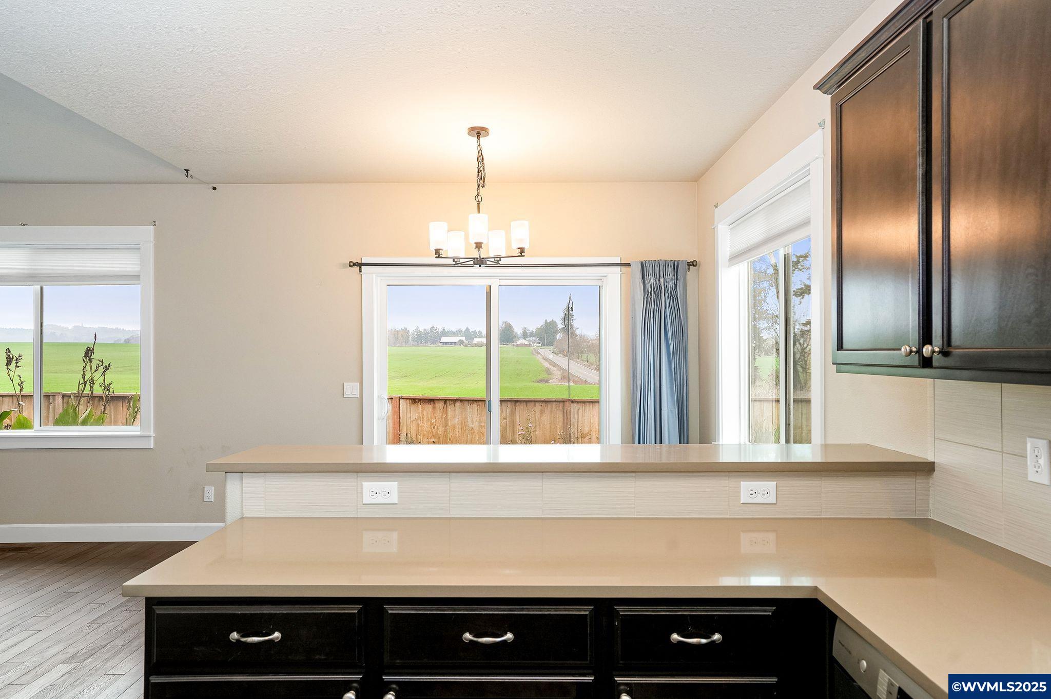 Monmouth, Oregon 97361, United States, 4 Bedrooms Bedrooms, ,2 BathroomsBathrooms,Residential,Active,250616