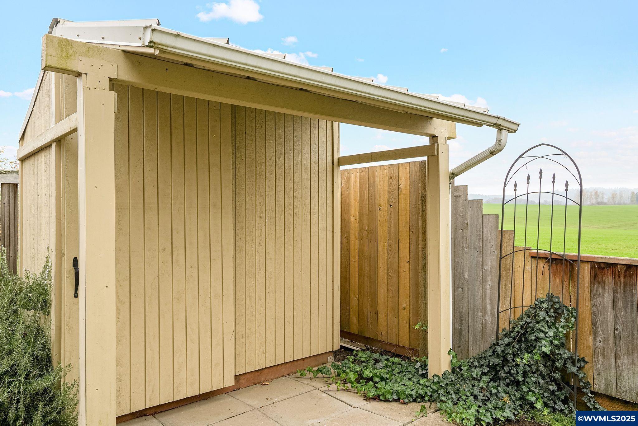 Monmouth, Oregon 97361, United States, 4 Bedrooms Bedrooms, ,2 BathroomsBathrooms,Residential,Active,250616