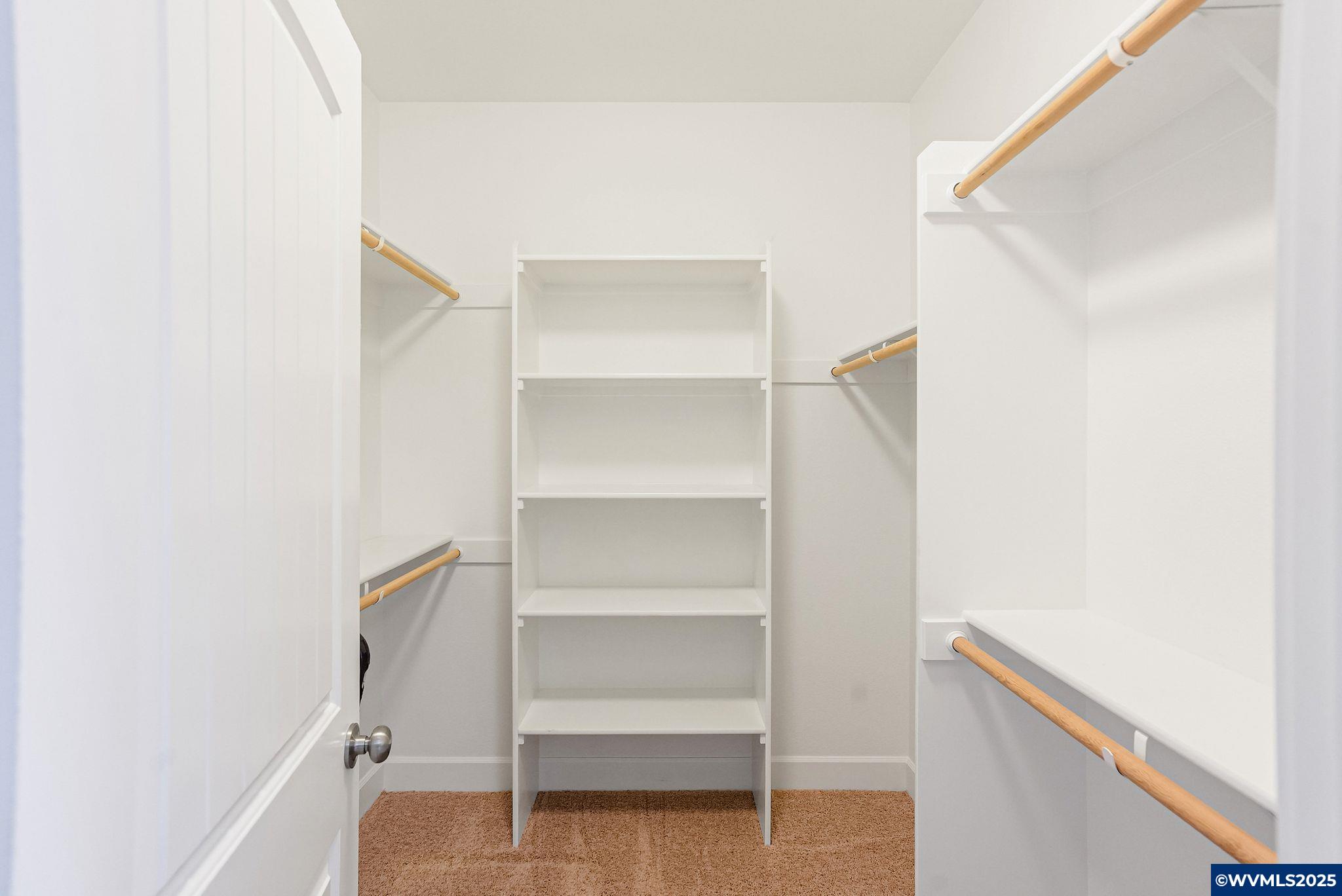 Monmouth, Oregon 97361, United States, 4 Bedrooms Bedrooms, ,2 BathroomsBathrooms,Residential,Active,250616