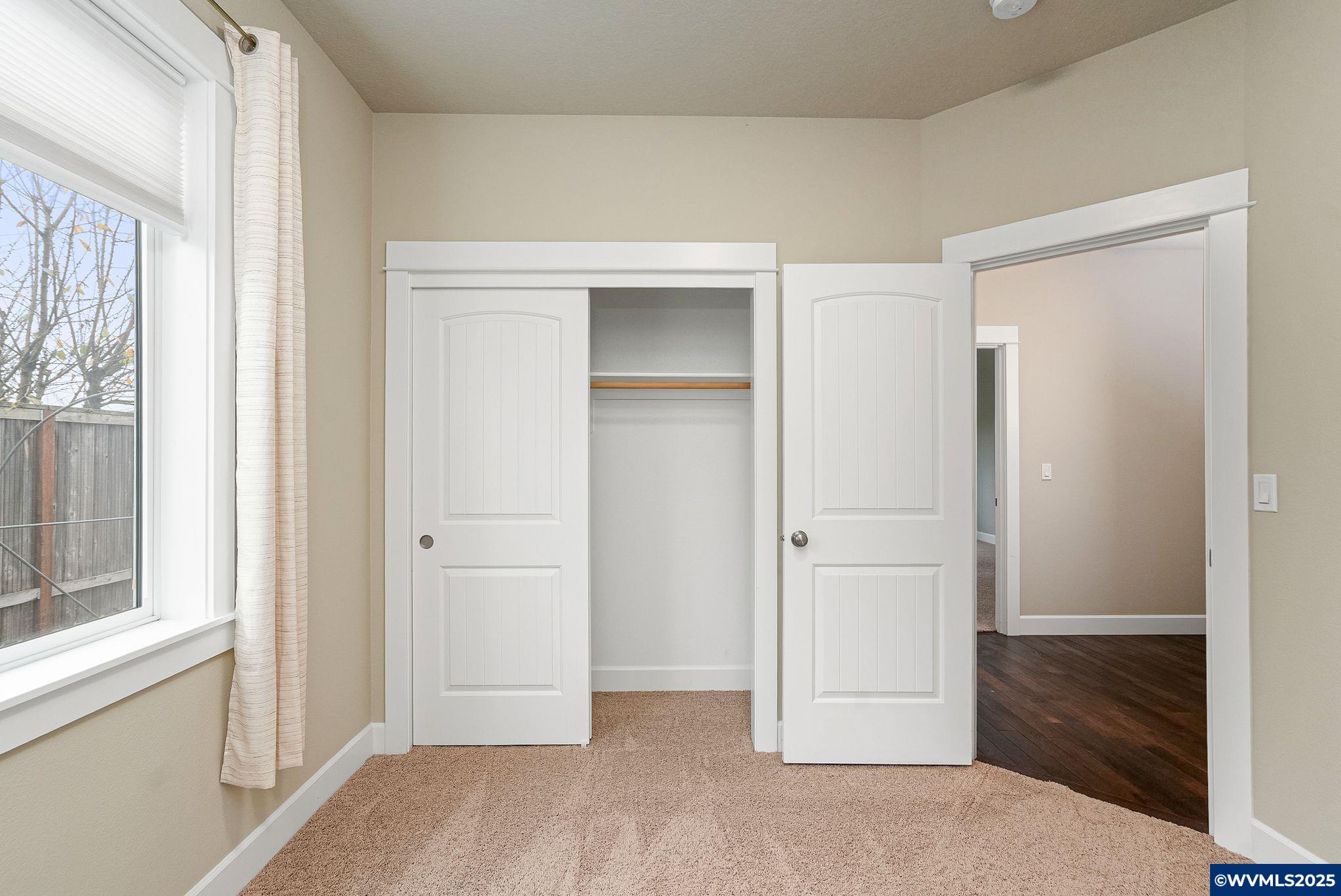 Monmouth, Oregon 97361, United States, 4 Bedrooms Bedrooms, ,2 BathroomsBathrooms,Residential,Active,250616