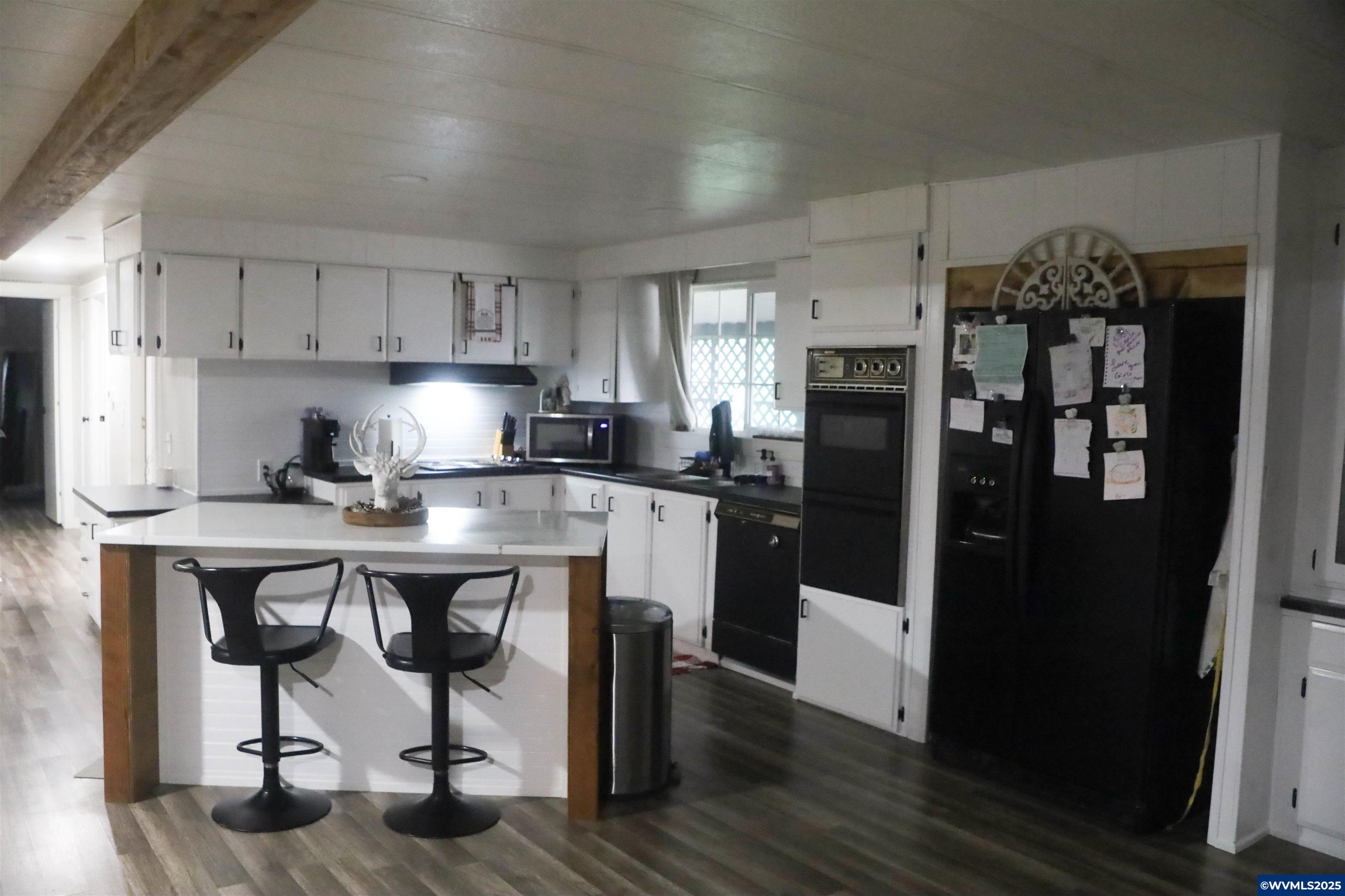 300 SE Goodnight #83 Av