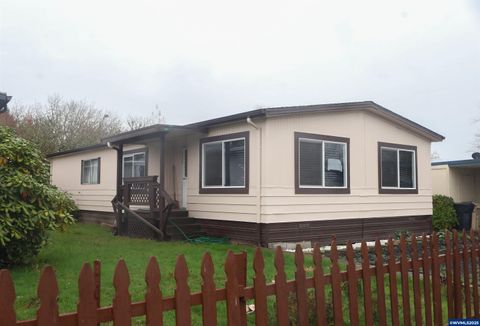 300 SE Goodnight #83 Av Corvallis OR 97333