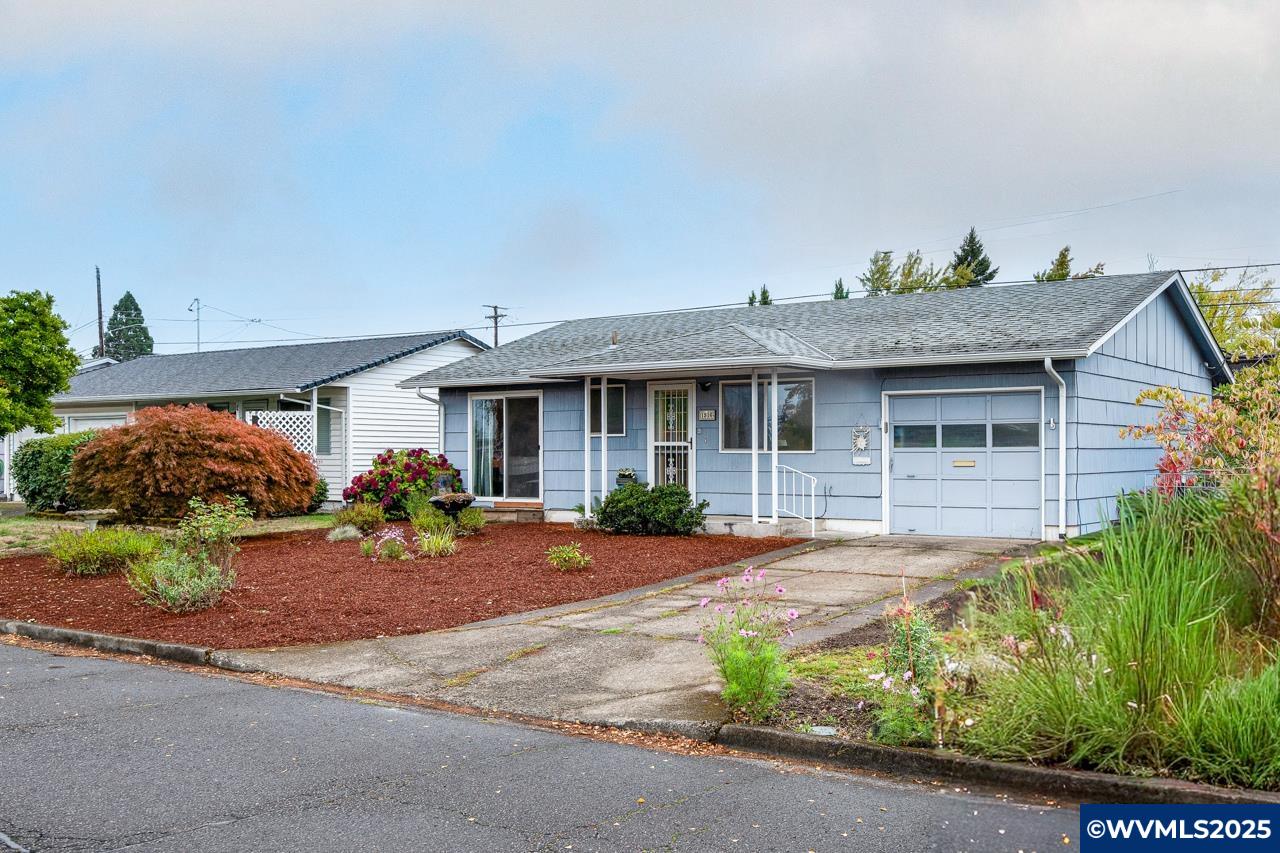 1916 Rainier Rd