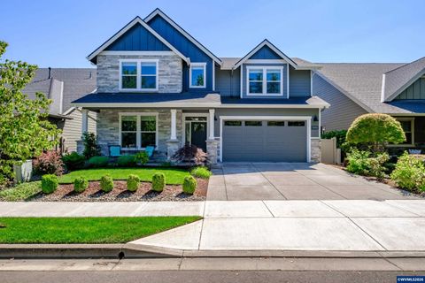 494 Troon Av Woodburn OR 97071