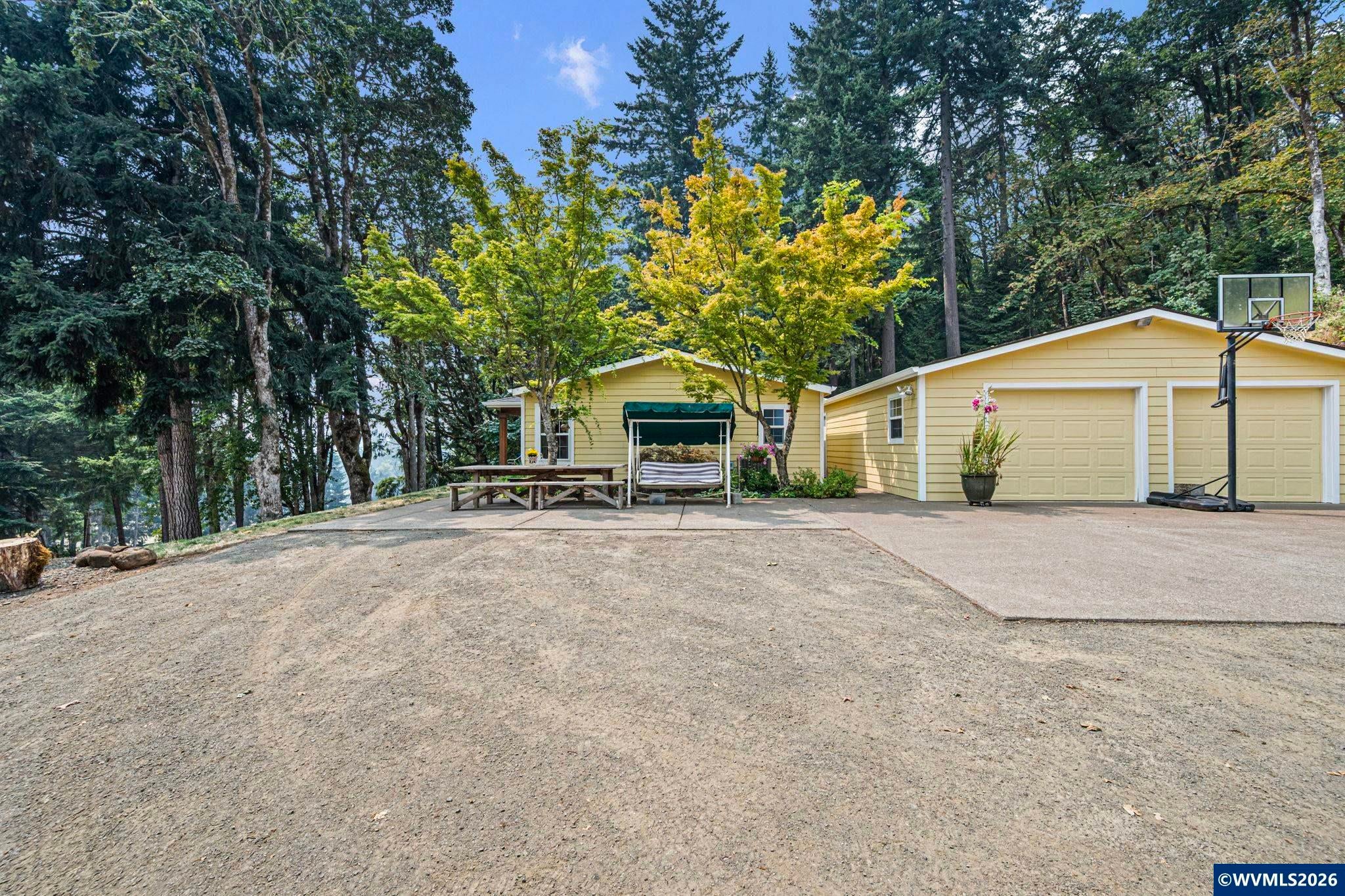 26147 Caton Ln