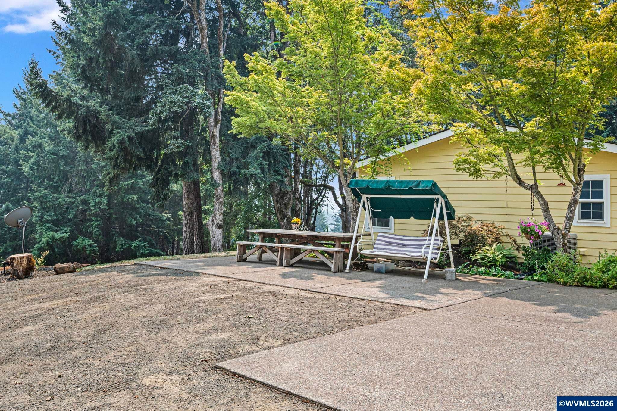 26147 Caton Ln