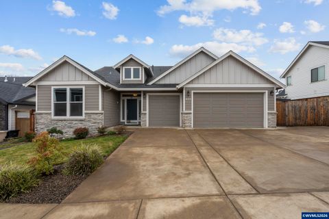 425 NW Crater Lake Dr Dallas OR 97338