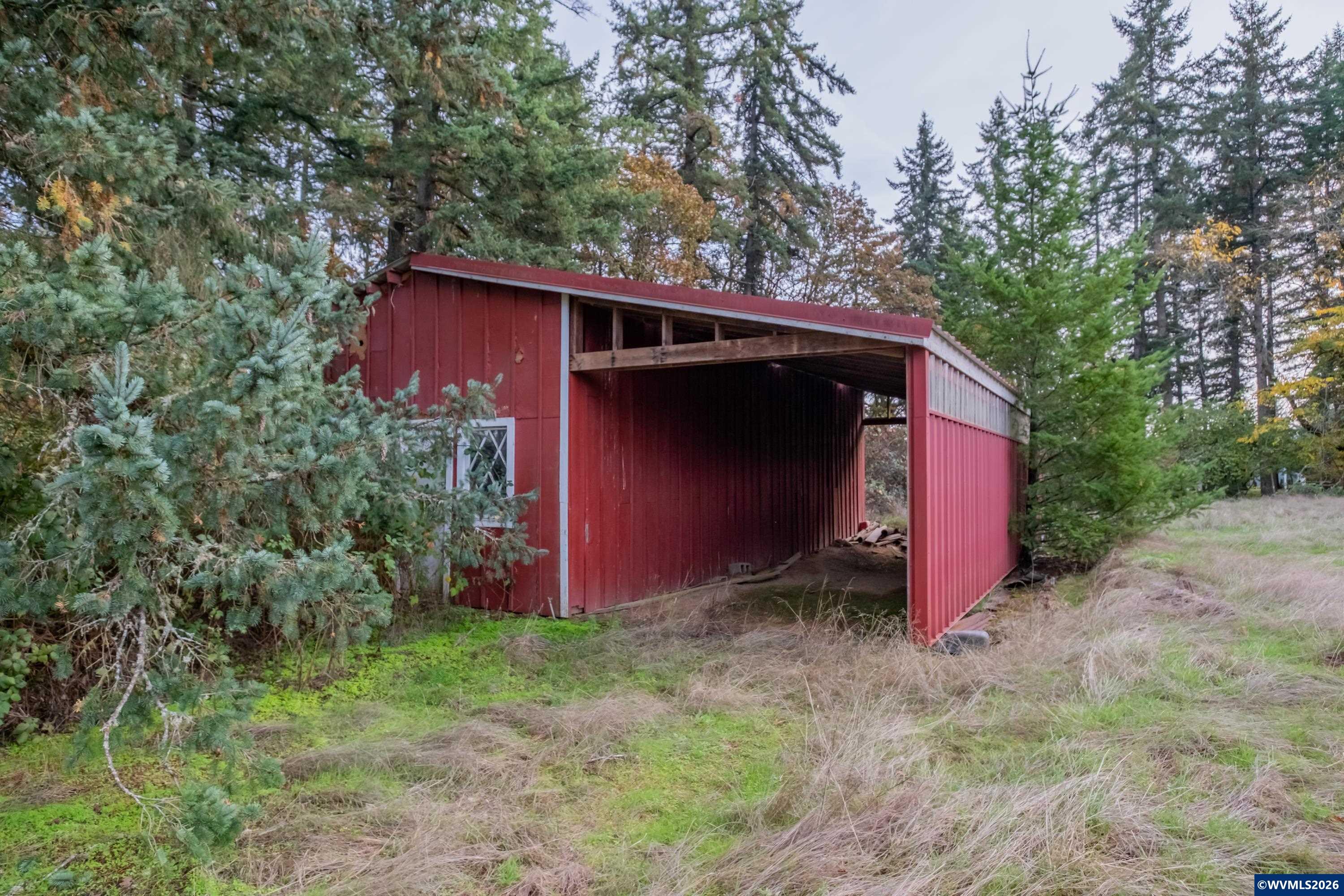 Lot 2 NW Oak Hills Av