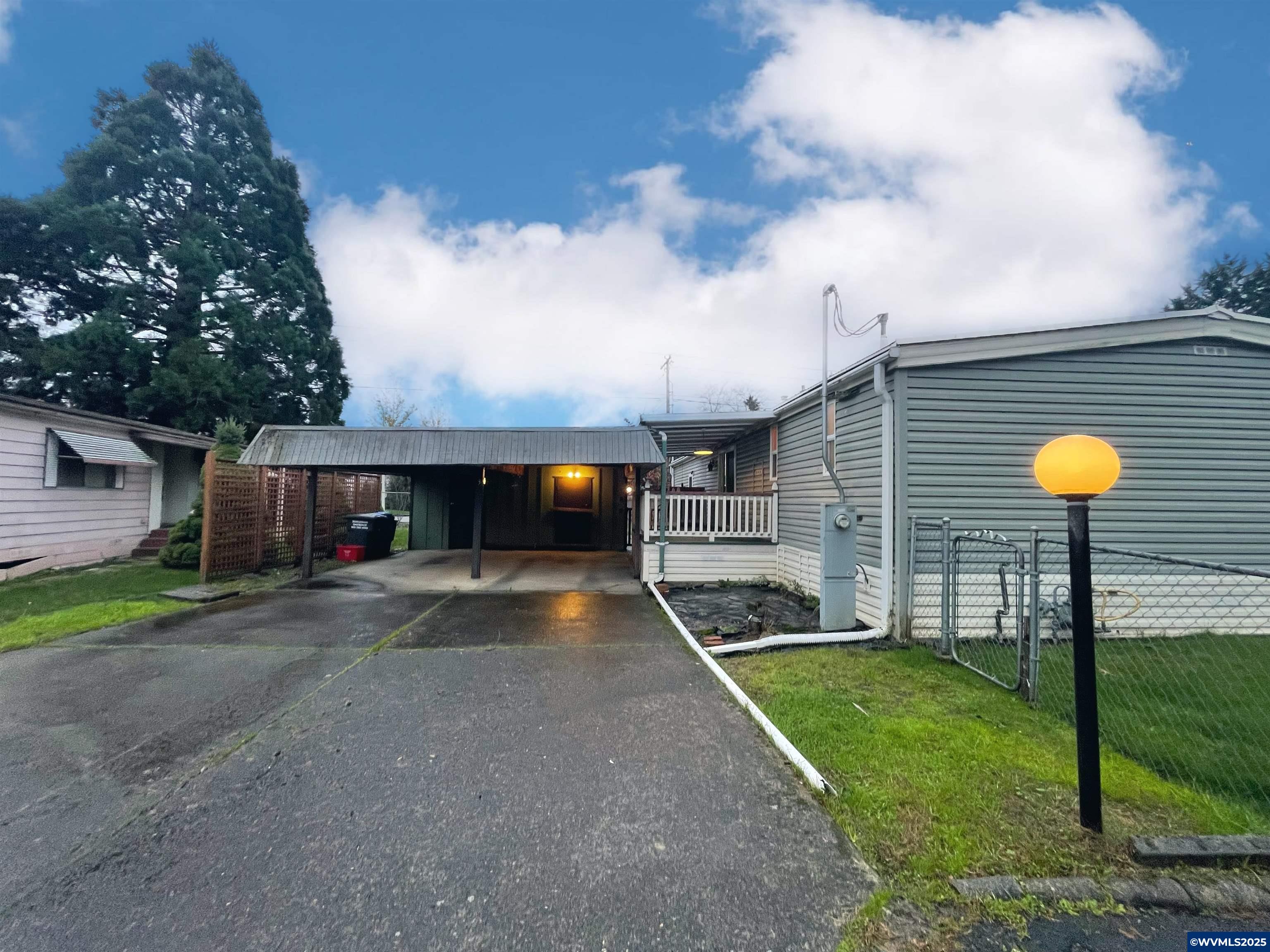 4915 Swegle #3 Rd NE